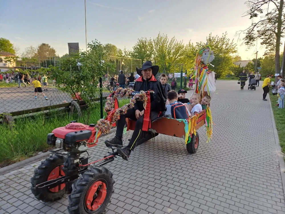 Slet ve sletu aneb sokolské skladby na čarodějném reji